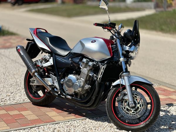HONDA CB 1300